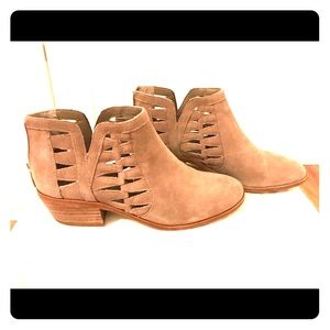 Vince Camuto booties 7